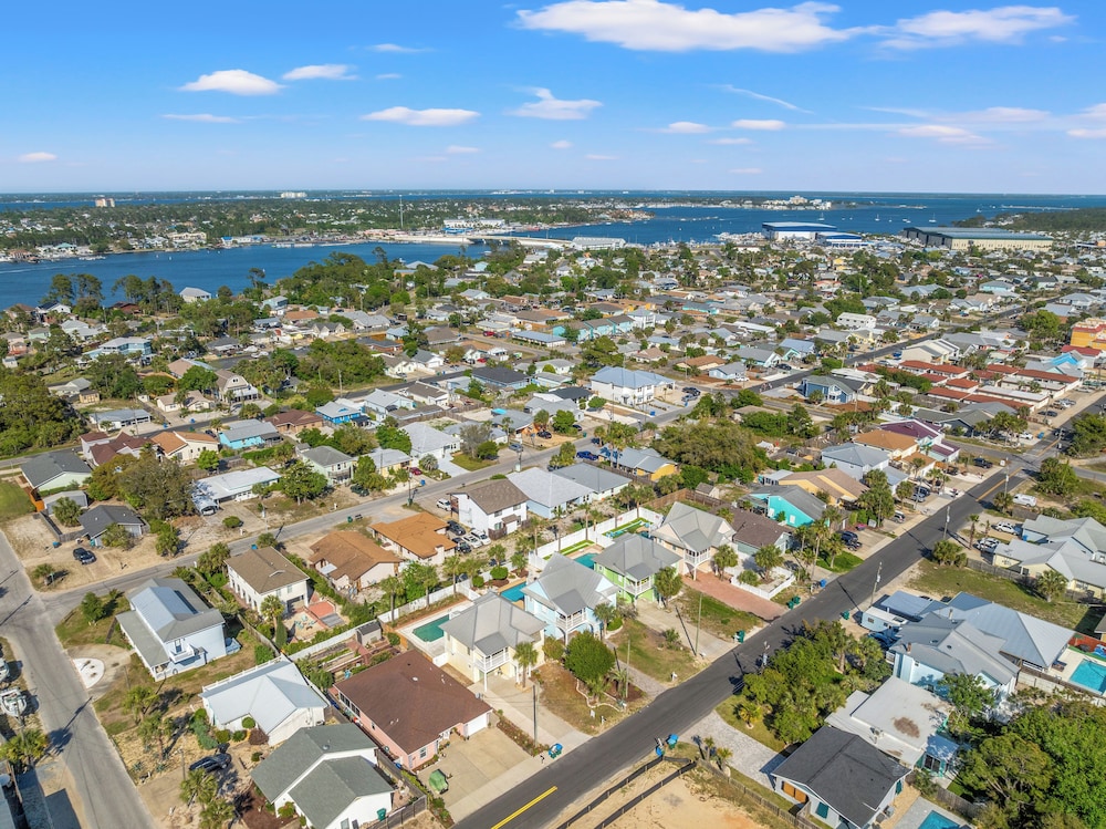 Seafoam Beautiful 3BR Home With Heated Private Pool - 4 Min Walk to Beach!
