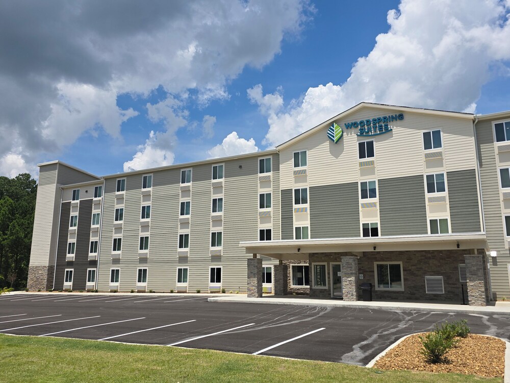 WoodSpring Suites Jackson Hub City