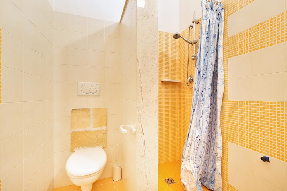 2168 Casa Meridiana photo 2