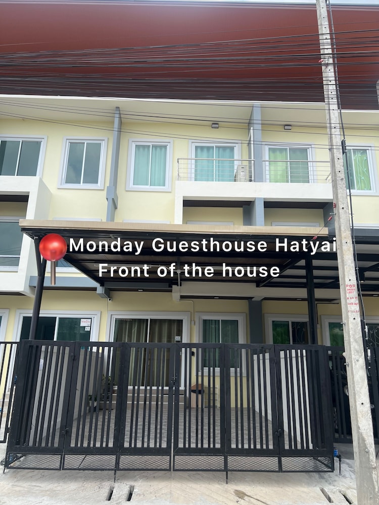 Monday Guesthouse Hatyai