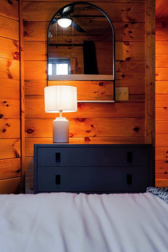 Memories at Hillside A Modern Cabin Hocking Hills