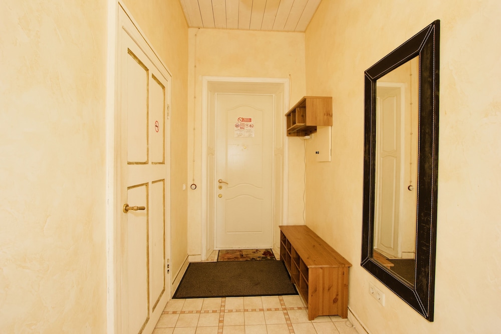 LUXKV Apartment on Teterenskiy