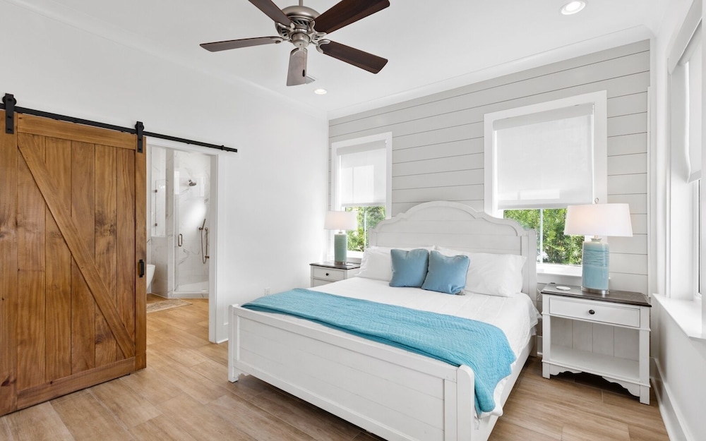 5BR Home w/ Private Heated Pool, Golf Cart, 4 Bikes, Near 30a!