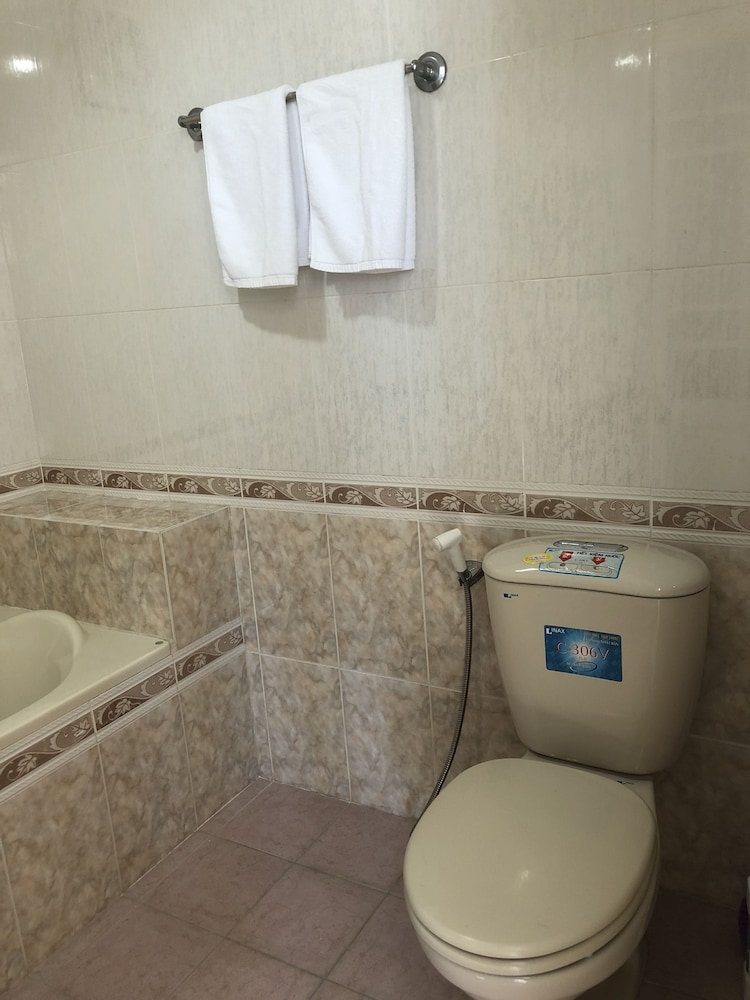 Three Palms Homestay