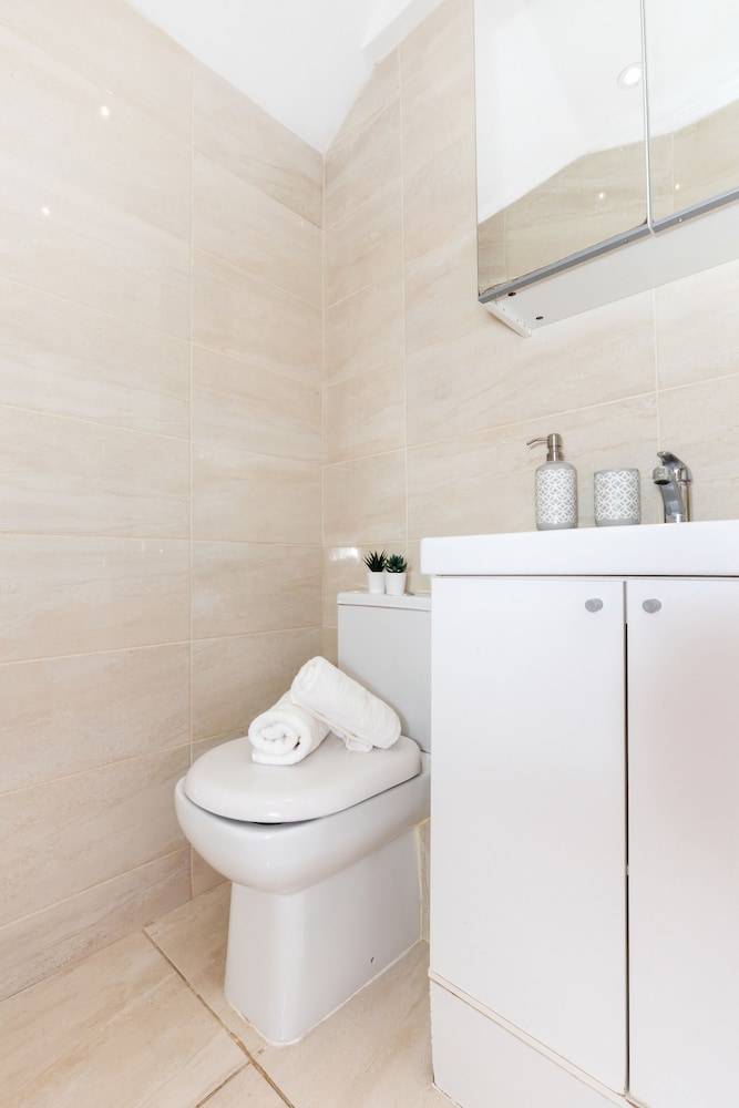 Prime 1BR near Regents Park & Zoo