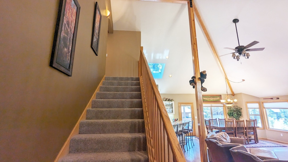 Mcnary 20 5 Bedroom Home