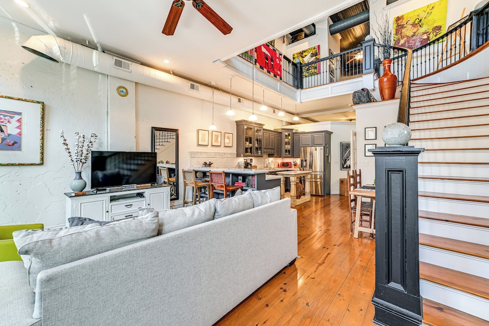 Steps to Historic Riverfront: Chic Dtwn Condo!