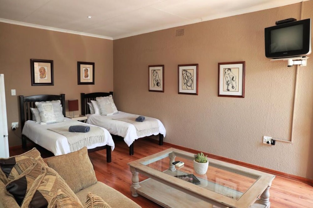 Big 5 Guest House view 4