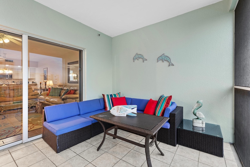 Oceanwalk 1-403