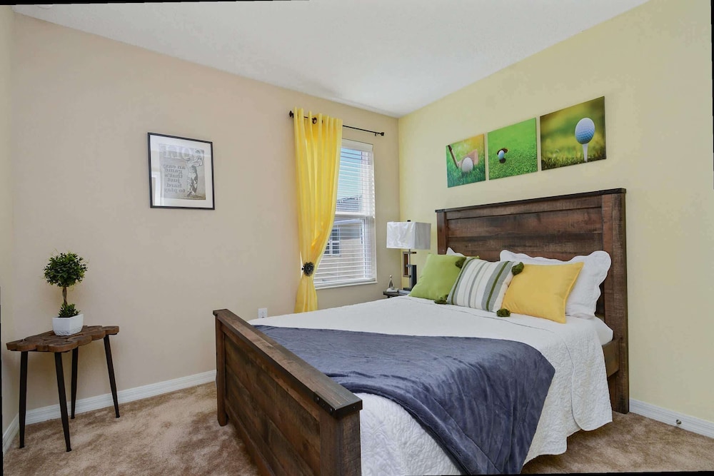 Resort-style 4BR Home Gated Community Near Disney