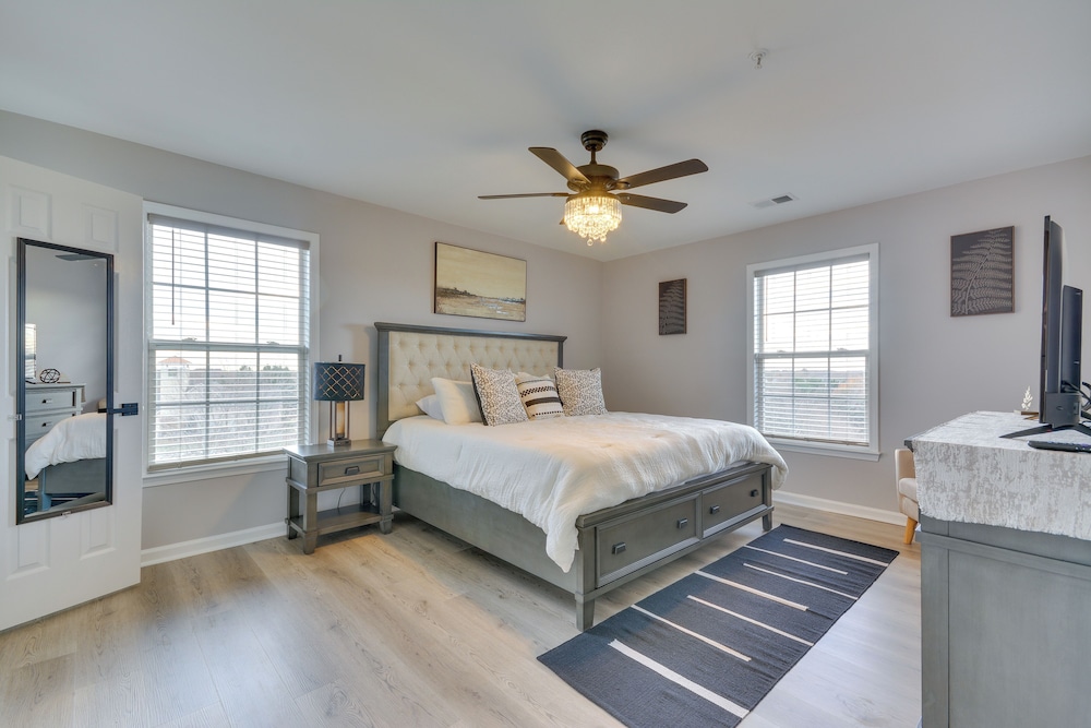 Easy Access to Dtwn: High Point Condo