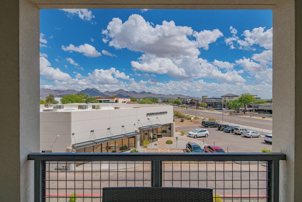 ROVE LIVING/KB - Scottsdale Grand