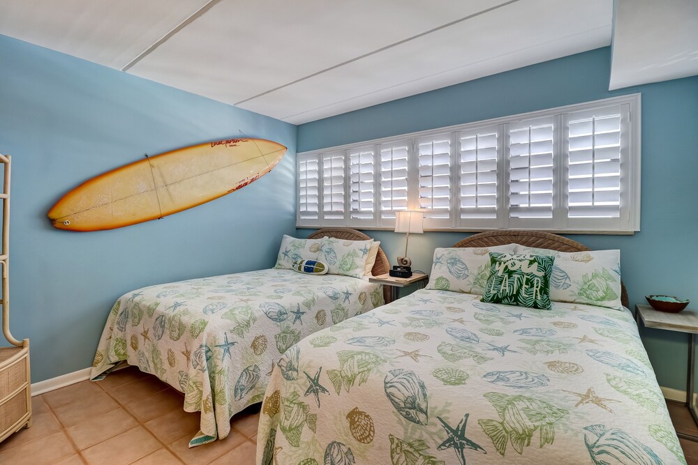 Fernandina Beach Vacations - Beach Condo Miles-long Views Sand and Sea, Access to Private Fishing Pier by RedAwning - Property Image 23