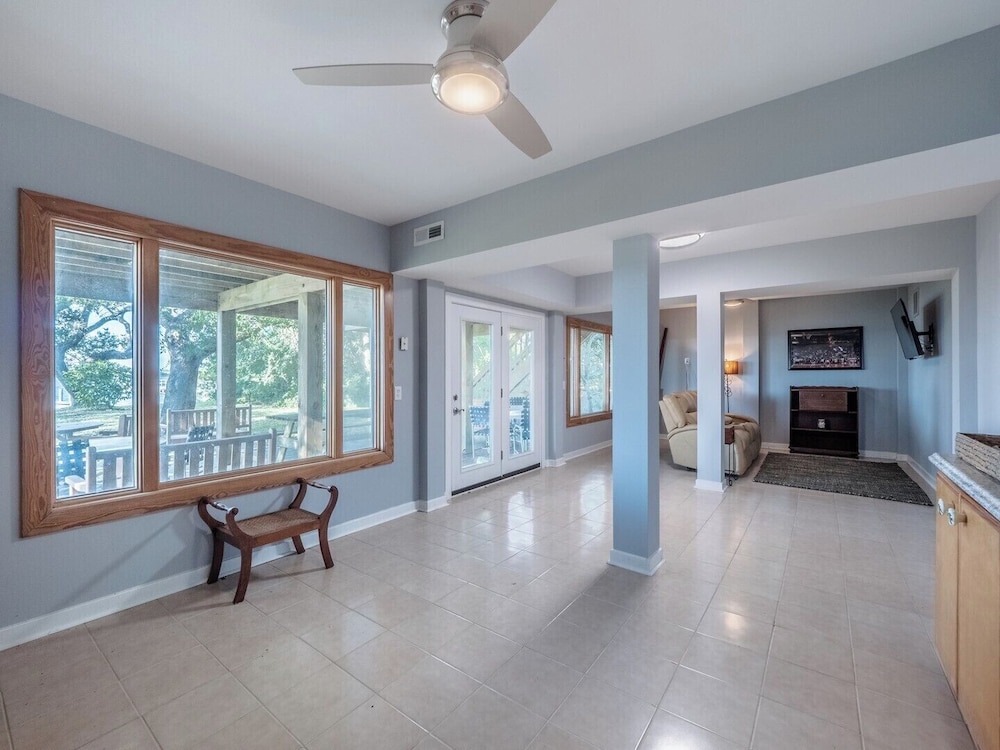 Nicholson Oaks by Topsail Realty