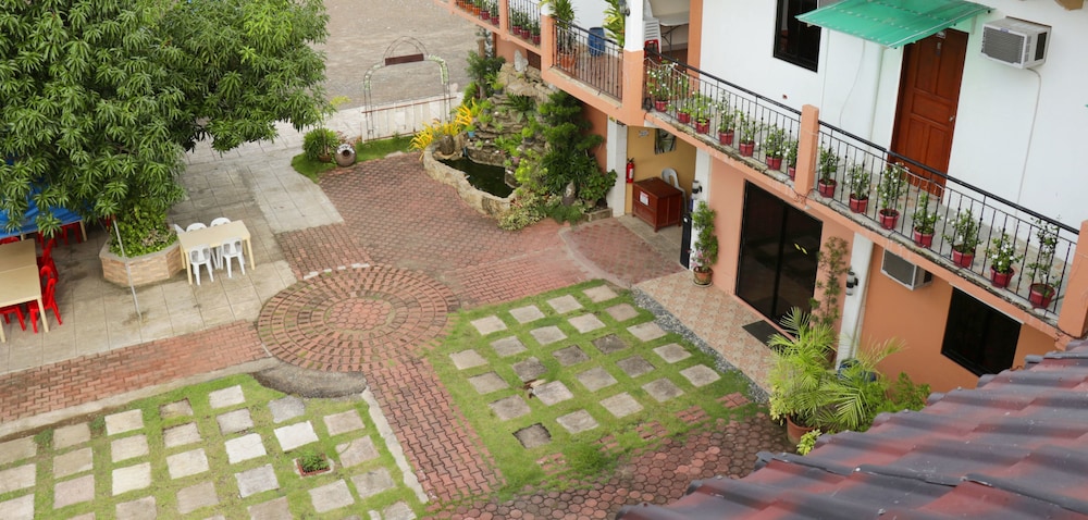 Photo 11