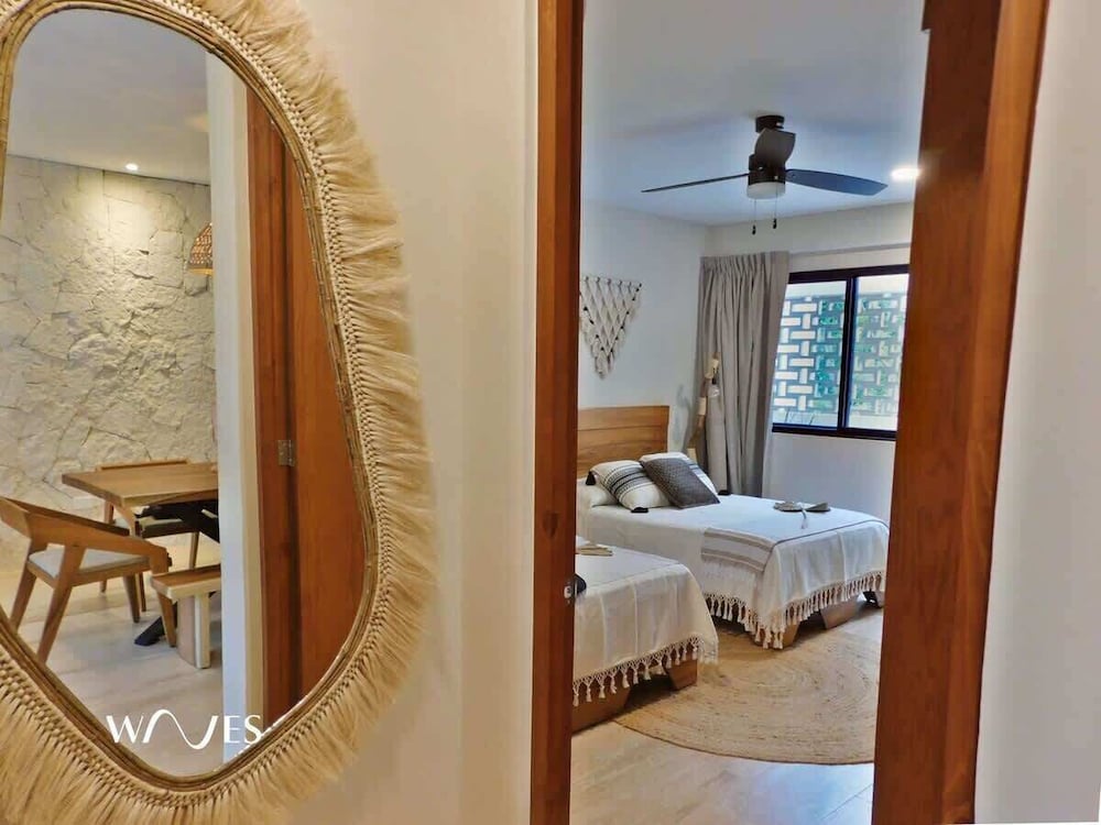 2 BR Amazing Pool Top Amenities Wifi 2FL Gym