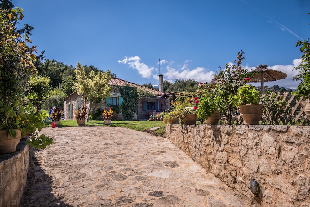 Boutique Villa Petra Eleni