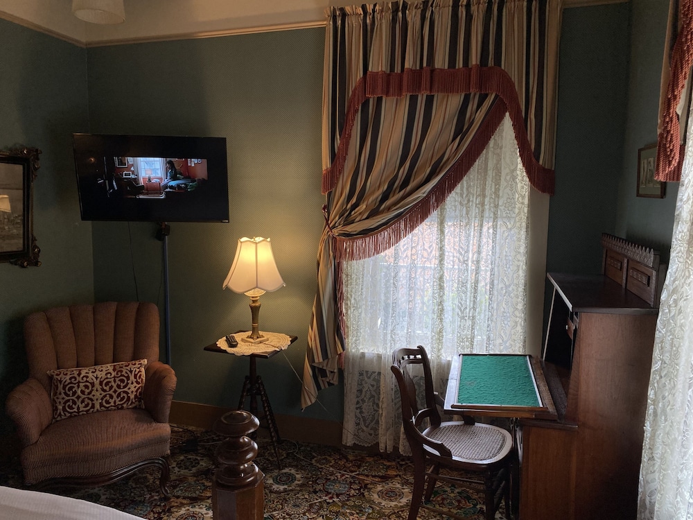 Atlantic Hotel