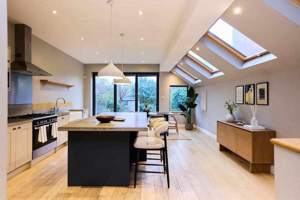 The Harlesden Haven - Stunning 4bdr With Garden