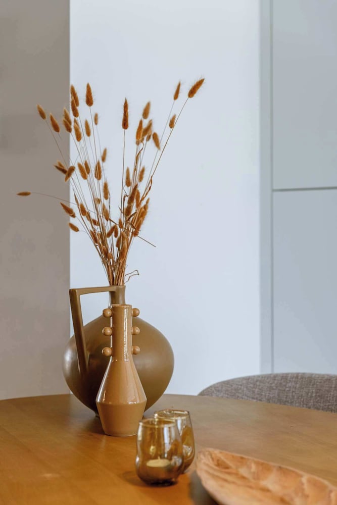 Huswell x Bel Air - Modern City Apartment With Terrace Designer Touches