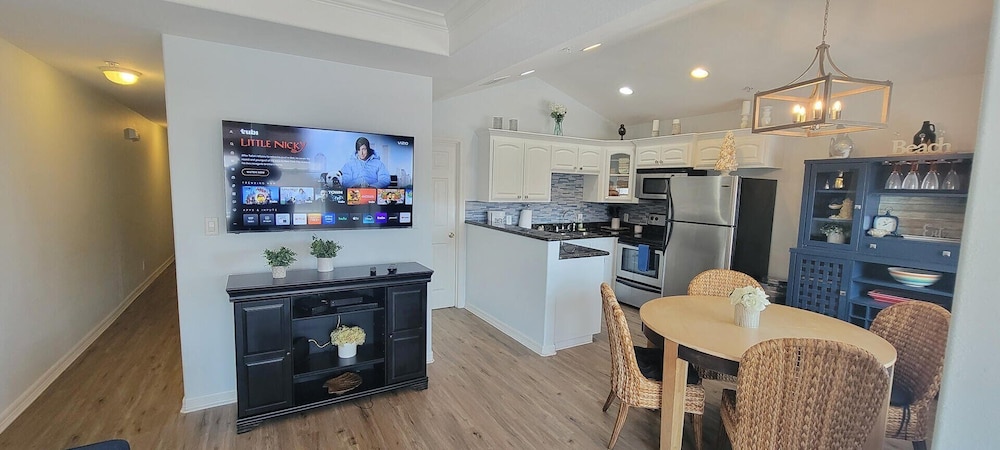 Cora Lee Beachview 2 Bedroom Condo