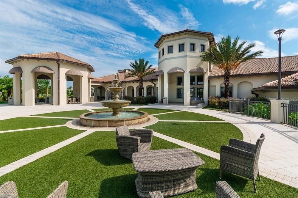 Magical 6BR Villa Pool Themed Room