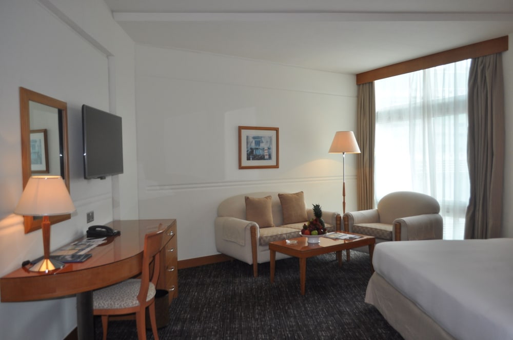 J5 Hotels - Port Saeed - Image 3