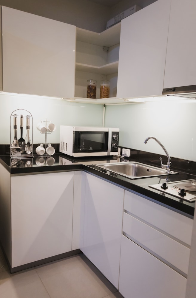 Beverly 33 Suites by PROMPT HOLIDAY HOME