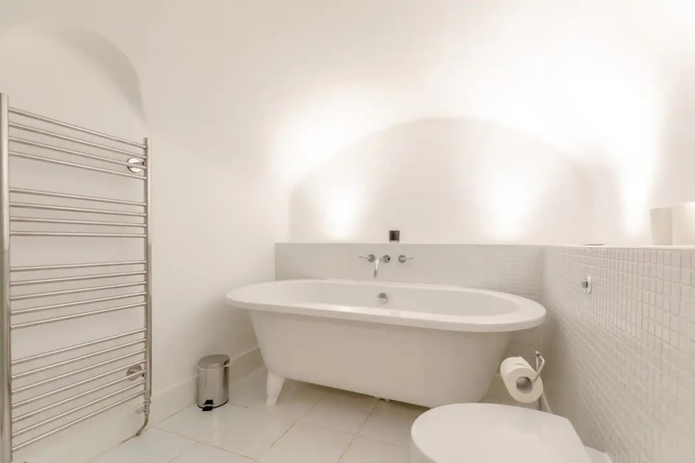 Beautiful & Modern 3 Bedroom Flat - Pimlico!