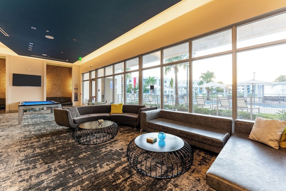 Daytona 3BR Getaway Pool, Gym, Pet Friendly