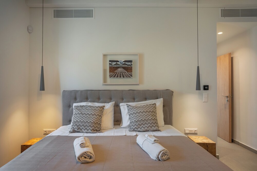 AVERA VILLAS