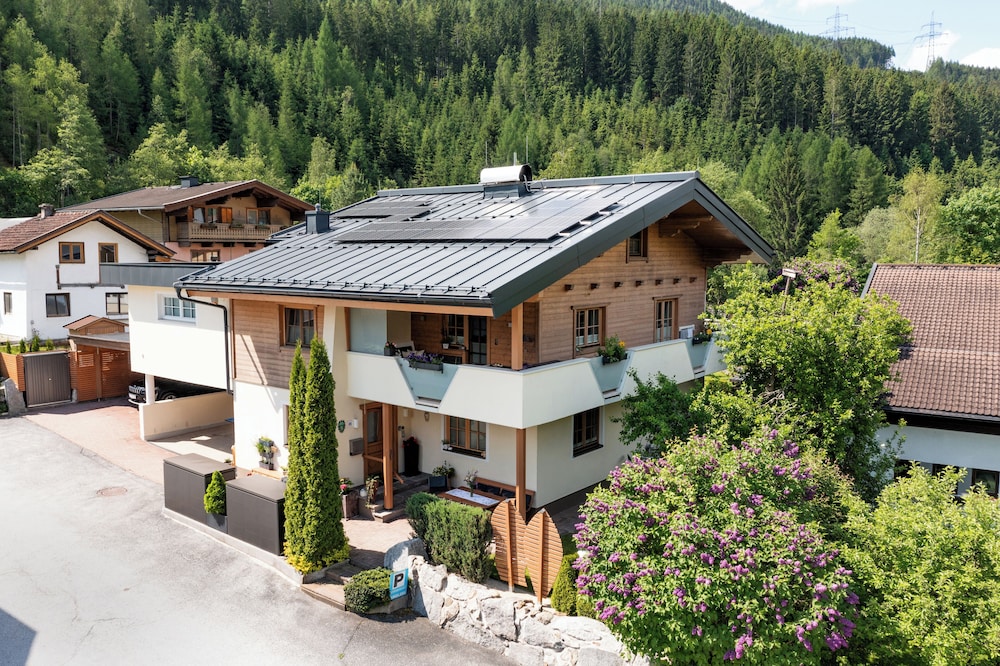 Landhaus Exenberger - Apartment Smaragd
