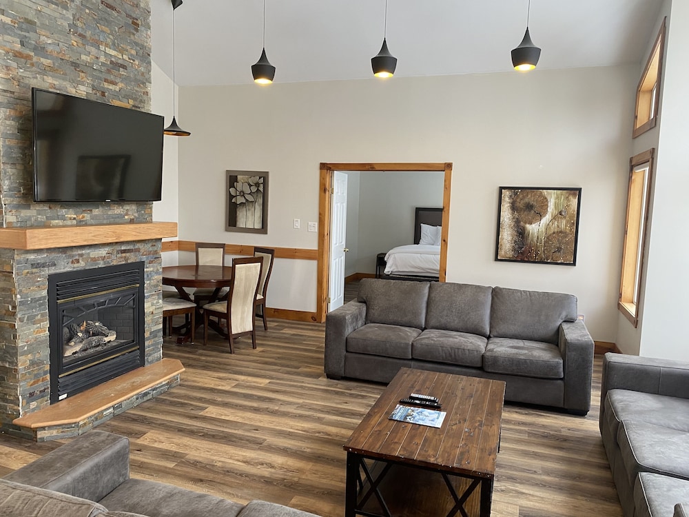 Summit Ridge 4