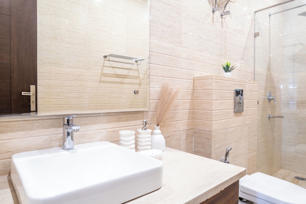 Housr Lotus Villas Sector 28 DLF Phase 4
