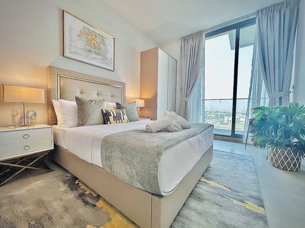 Venduras - Modern 1BR Apartment JVC