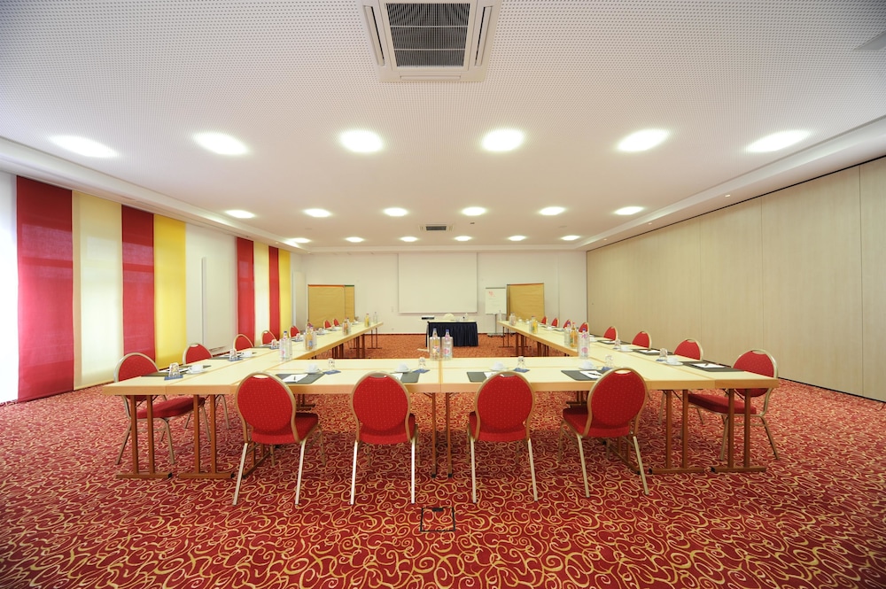 Best Western Hotel Wuerzburg Sued - Property Image 11