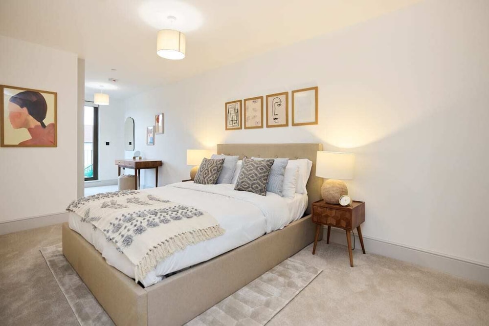 The South Wimbledon Place - Adorable 2bdr Flat With Balcony