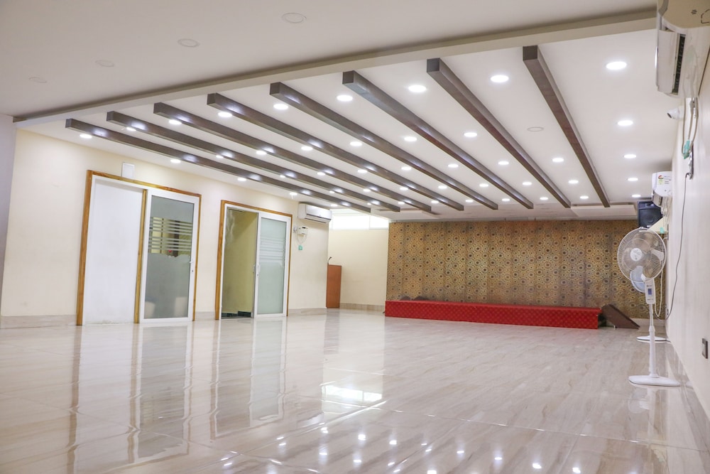 meeting & event spaces