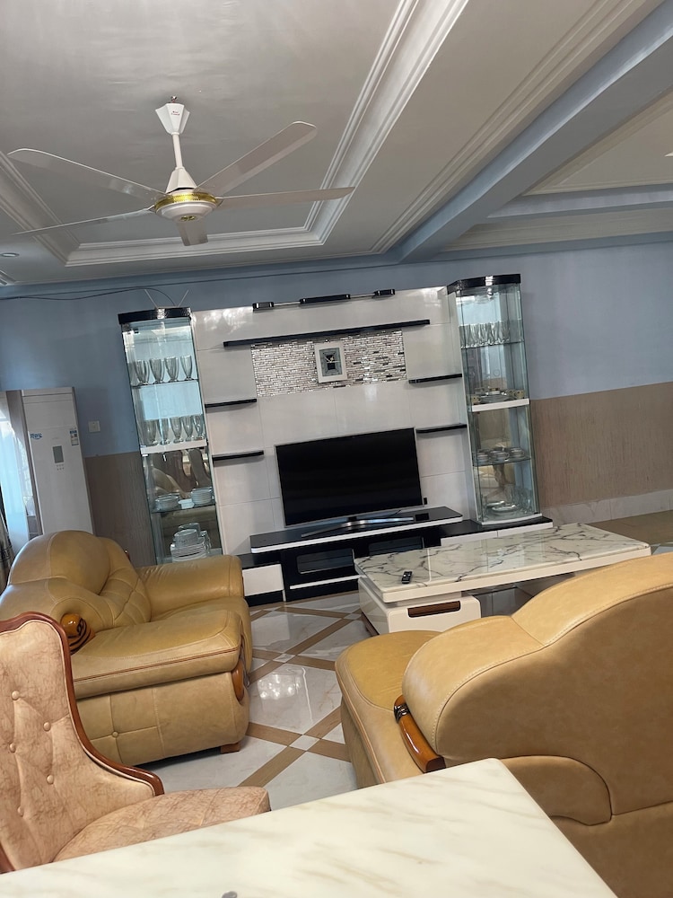 CRL Apartment 2