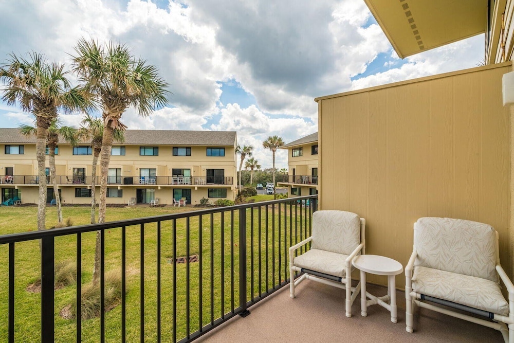 Blessed By The Sea Crescent Beach Activities 2 Bedroom Home