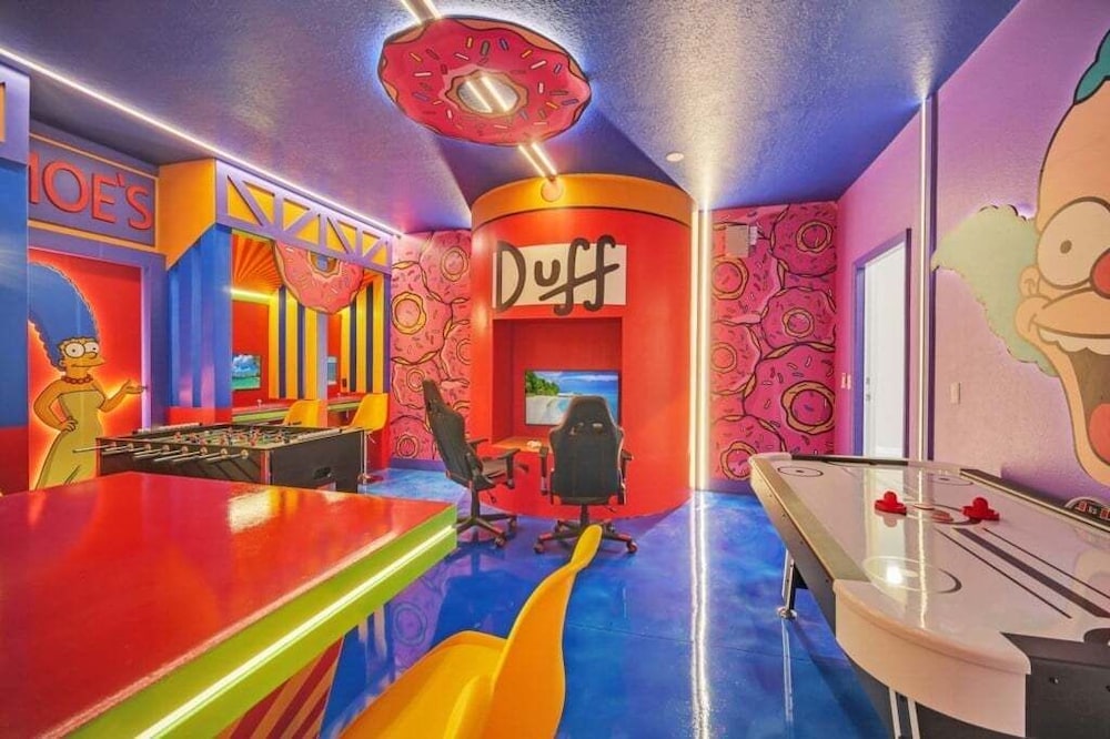 Everyone's Family Fun Home, Slides In Kids Rooms 10 Bedroom Villa