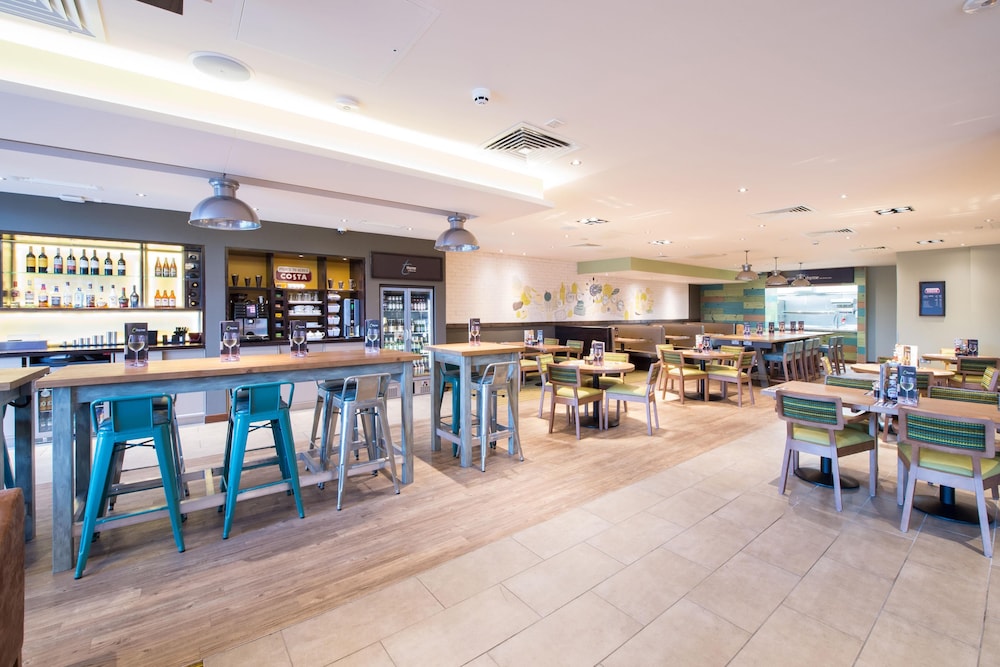 Premier Inn Basingstoke Town Centre