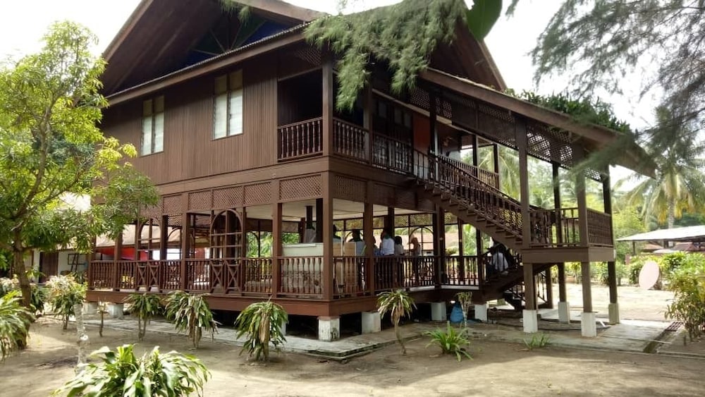 Kapas Island Resort