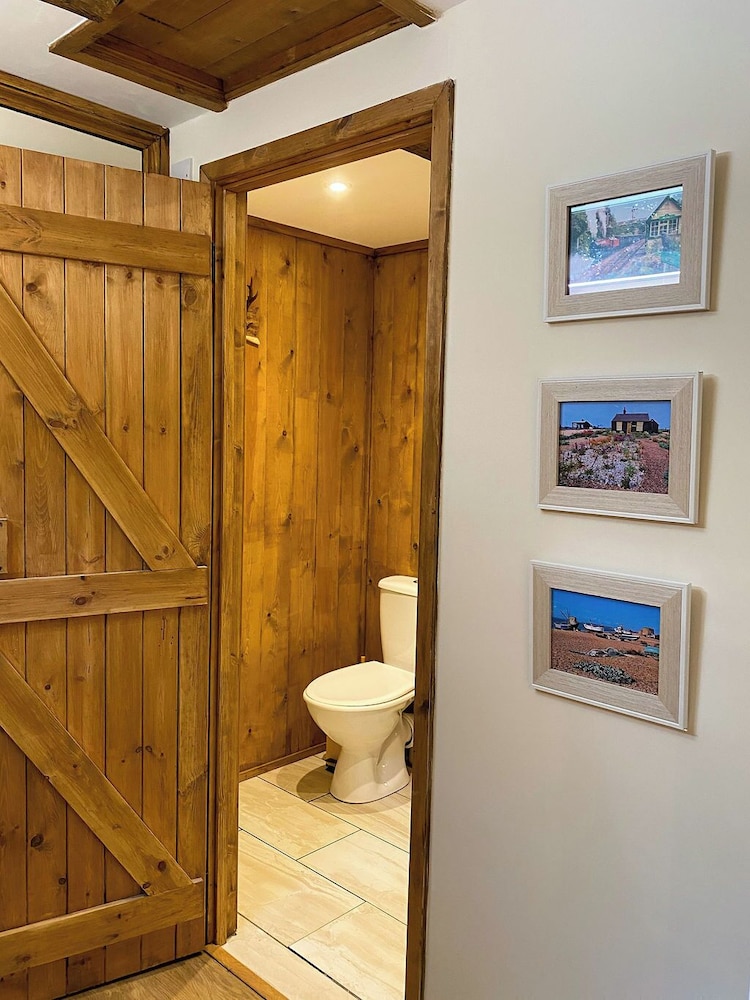 Hayne Barn Estate - Private Estate : 6 Eco Lodges - 1 Studio