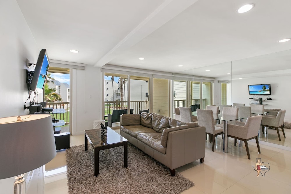 Bahia Mar Solare Resort Condos
