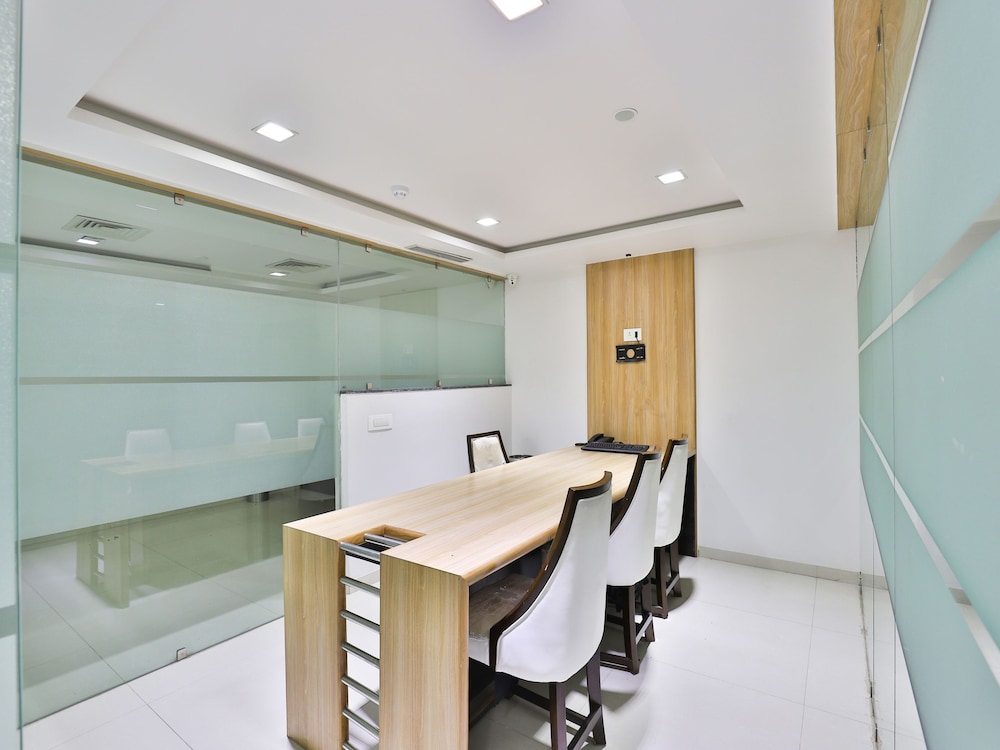 meeting & event spaces