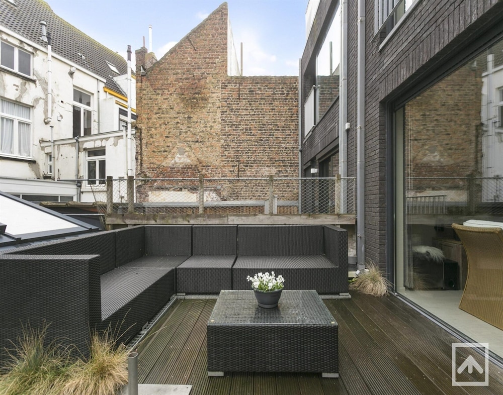 Duplex in Blankenberge Steps From Seafront