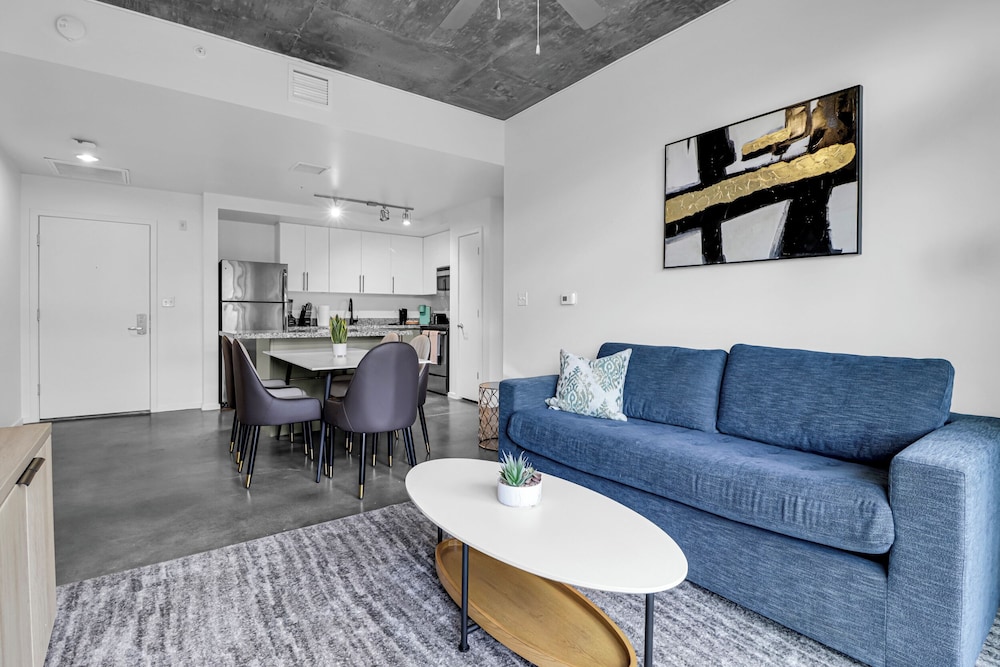 Phoenix Urban Luxury Escape
