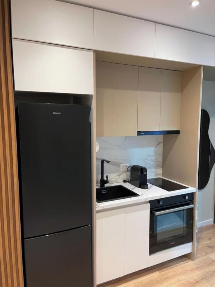 Tirent Apartment-Studio Central