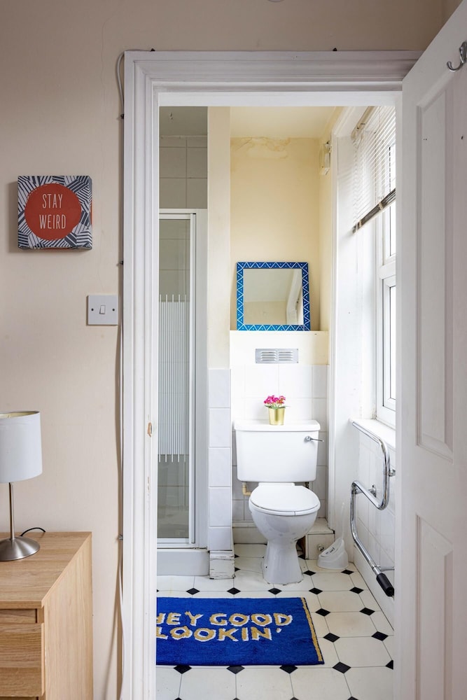 Charleville Road Studio Apartment